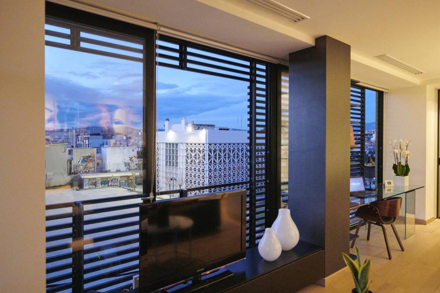 Ma Maison Nο 4, Downtown Loft , Short Walk To Acropolis, Ultra High Speed Internet 500 Mbps, Parking Upon Request, 1' From Metro Station 아테네 외부 사진