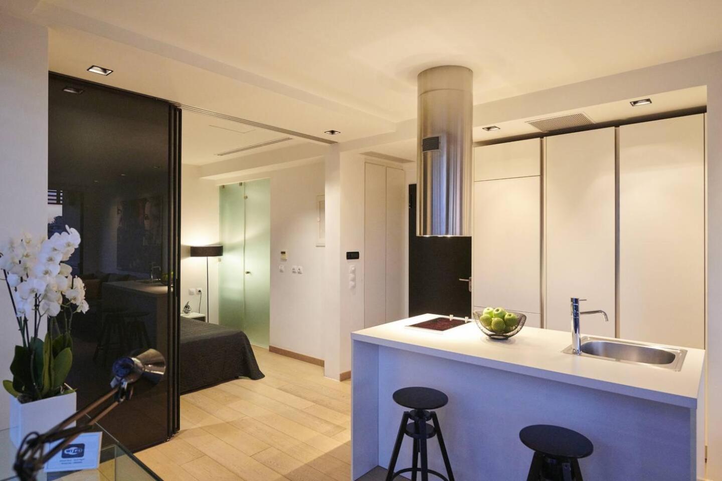 Ma Maison Nο 4, Downtown Loft , Short Walk To Acropolis, Ultra High Speed Internet 500 Mbps, Parking Upon Request, 1' From Metro Station 아테네 외부 사진